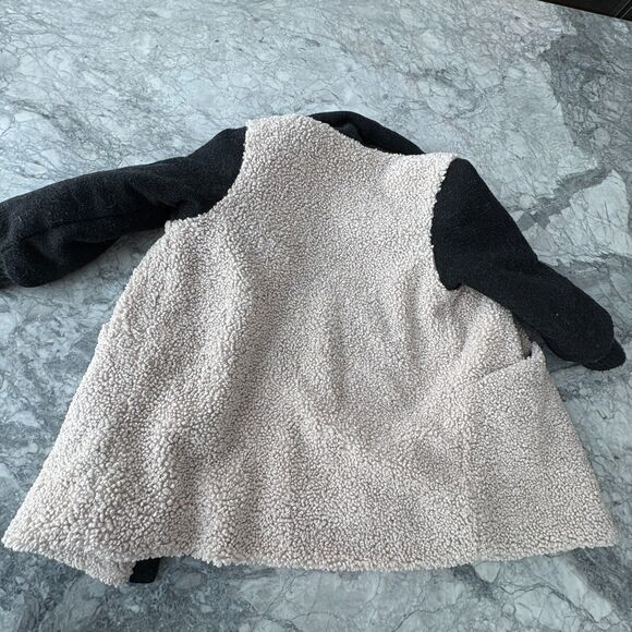 ZARA Kids Girls Outerwear Shearling Teddy Coat Jacket Cream Black Size 6 - Picture 2 of 8